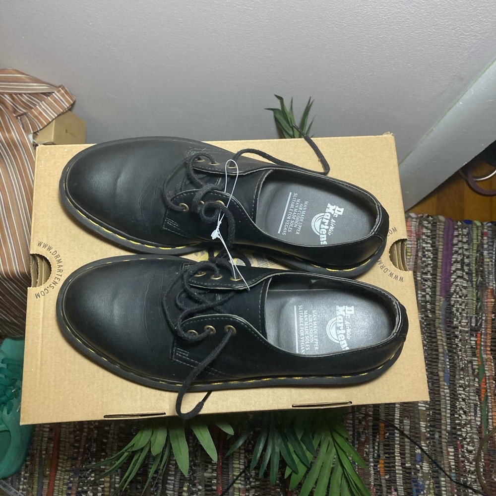 1461 WOMEN'S SMOOTH LEATHER OXFORD SHOES